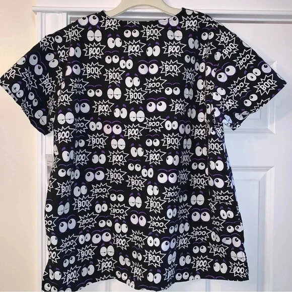 NWT Cassandra O Scrub Top Plus Size 2X Halloween Print Boo Ghost Scrubs Nurse - Picture 2 of 5